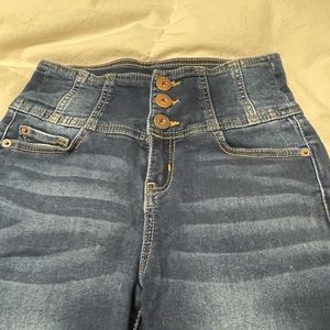 Juniors size 10 no boundaries corset skinny jeans.